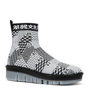 NEW FitFlop Swatchbook Black Multi Geometric Asian High Top Comfort Sock Sneaker